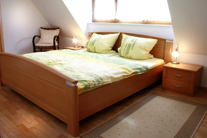 Schlafzimmer Wohnung 2